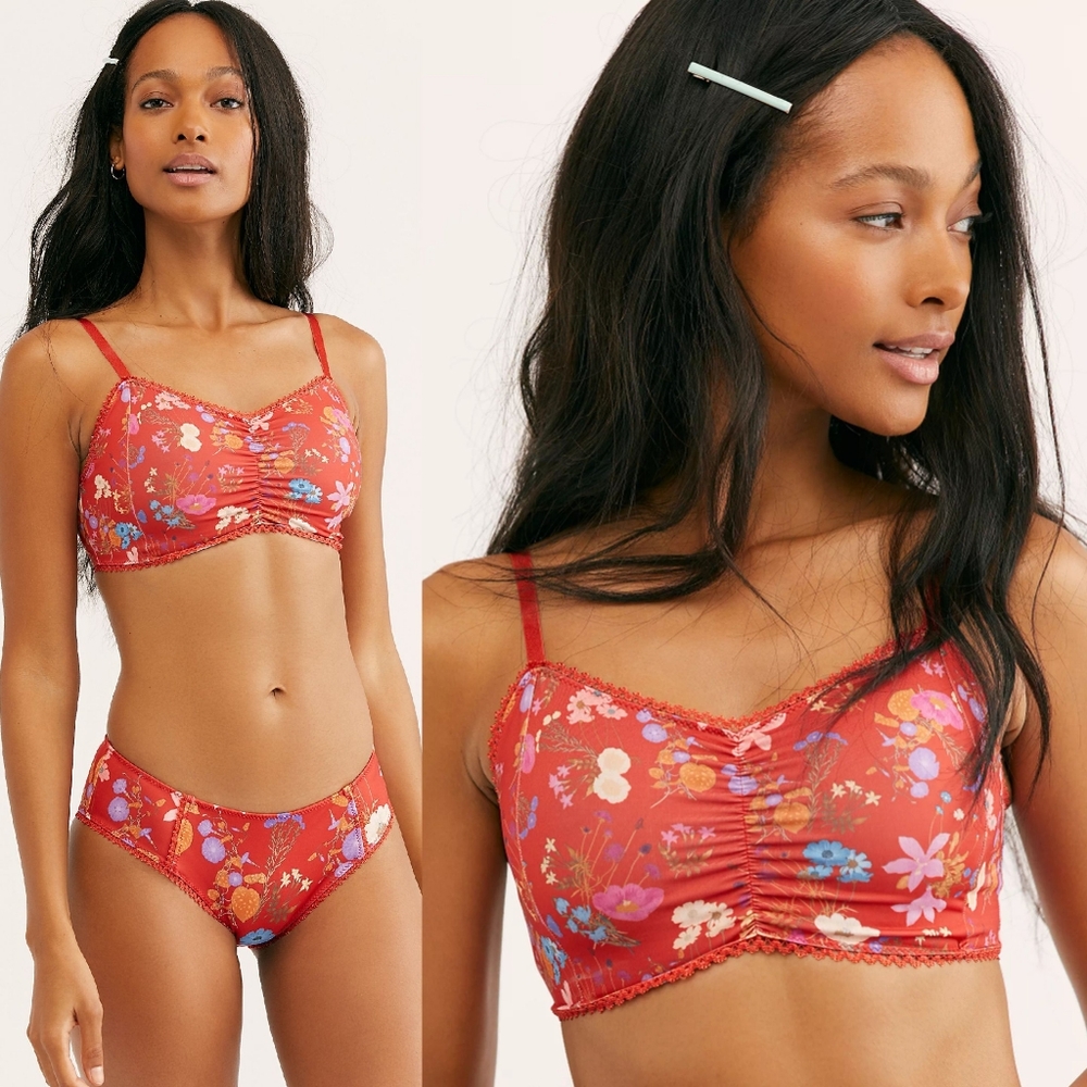 New spell designs FP wild bloom red bralette bra L - Picture 2 of 14